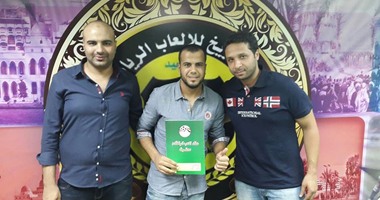 المريخ البورسعيدى يضم "عجوز" القناة موسمين