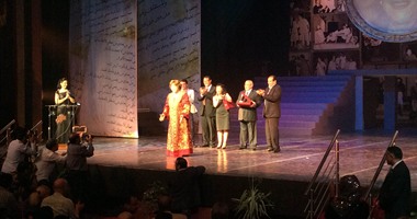 بالصور.. افتتاح المهرجان القومى للمسرح بفقرة تبين  تدهور حاله