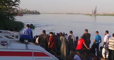 انتشال جثة شاب غرق بنهر النيل بالبدرشين 