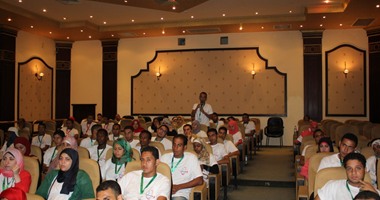 ندوة بمركز النيل للإعلام بأسيوط لترشيد استهلاك الكهرباء