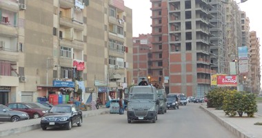 ضابط بمرور الجيزة يطارد عاملا سرق هاتف محمول من طالبة فى الدقى