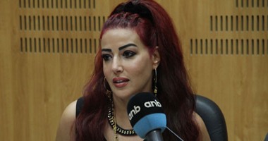 رغم خناقة سمية الخشاب وبياتها فى الحجز.. شعرها ومكياجها لم يتأثرا