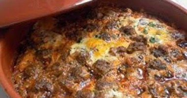 طريقة عمل طاجن الكفتة بالبيض