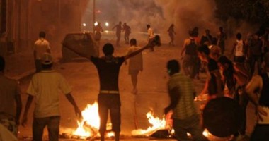 بالفيديو.. اشتباكات عنيفة بين الأهالى والإخوان بإمبابة