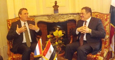 بالصور.. السيد البدوى لسفير هولندا: السيسى لديه دراية بقضايا الوطن