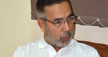 مدحت العدل: الجيش حارق دم ناس كتير وقفا 30 يونيو علّم جامد