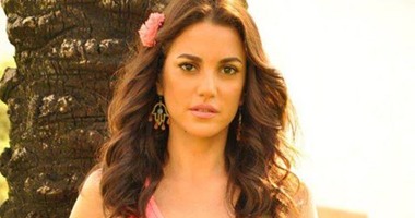 درة ودينا الشربينى وشيرين رضا بطلات "كدبة كل يوم" أمام عمرو يوسف