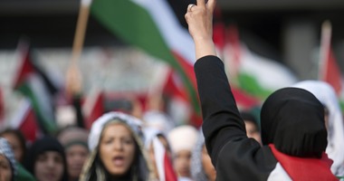 مسيرات فلسطينية أمام سجن عوفر تضامنا مع الأسرى