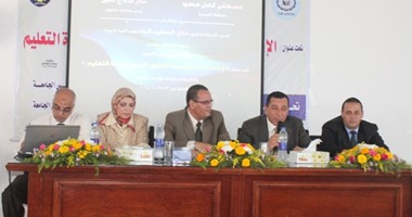 مؤتمر علمى حول تحقيق جودة التعليم بجامعة دمنهور بحضور المحافظ