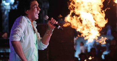 محمد منير ضيف شريف عامر فى برنامج "يحدث فى مصر".. غدا