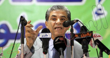 وزير البيئة يلتقى ممثلا عن البنك الدولى لبحث التخلص من المخلفات الصلبة
