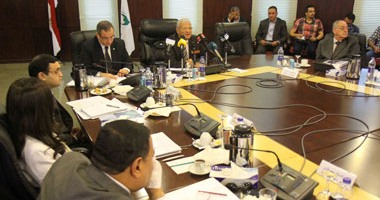 مؤتمر صحفى لوزير الاتصالات بهيئة البريد