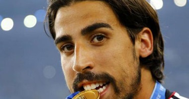 خضيرة يزايد على ريال مدريد بورقة برشلونة