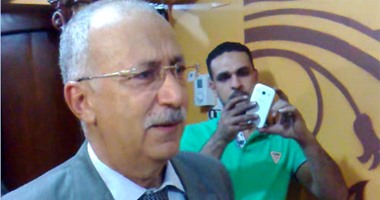 محافظ الدقهلية يلزم شركة النصر بإصلاح كسر فى خط مياه بالمنزلة والجمالية
