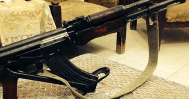 القبض على عاطل بحوزته بندقية آلية فى مركز نصر النوبة بأسوان