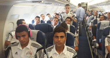بالصور.. بعثة المنتخب الأوليمبى تطير إلى المغرب