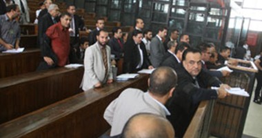 قاضى "أحداث كرداسة" يعنف محاميًا بسبب الكلام بدون إذن