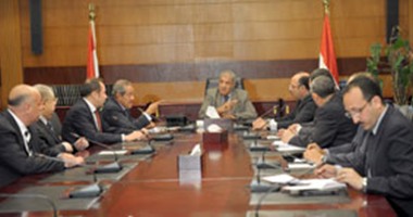 محلب: الرئيس وجه بمحاربة تهريب البضائع وتشريع جديد لتغليظ العقوبة
