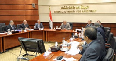 بدء لقاء محلب بتجار بورسعيد بحضور وزيرى المالية والصناعة