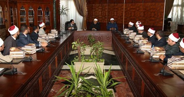 شيخ الأزهر يطالب الدعاة والعلماء بالتفرغ الكامل للعلم والدعوة