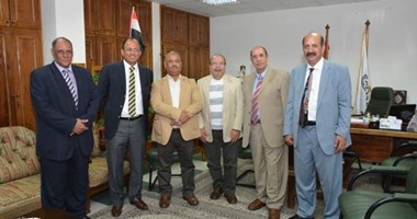 لجنة الفنون بـ"الأعلى للجامعات" تتفقد مبنى كلية الفنون الجميلة بأسيوط