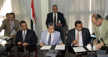 وزير البيئة يعلن انتهاء الوزارة من التزاماتها بمؤتمر شرم الشيخ الاقتصادى
