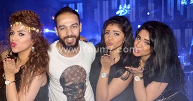 بالصور.. وصلات رقص حتى الصباح مع نجوم "Rai Club" بالساحل الشمالى