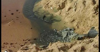 بالصور.. الصرف الصحى يغرق المصطافين بشواطئ الإسكندرية.. وشركة المياه: لا صرف على الشواطئ.. و"السياحة": تشكيل لجنة لضبط الكافيتريات ومن يثبت صرفها على البحر ستغلق فورا