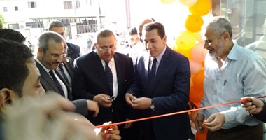 بالصور..  وزير الاستثمار يفتتح مقر  "بى. تك"  بالزقازيق
