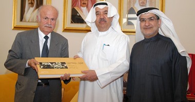 مصور الملوك البحرينى عبد الله الخان: تعلمت على يد مصرى وكدت أموت غرقا بسبب التصوير.. وديع الصافى أغلق الباب فى وجهى وركبت أول طيارة لحضور جنازة ناصر..صورت ملكة إنجلترا بالصدفة وصباح أجمل من صورت عدستى