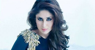 كارينا كابور تشارك فى  " Lakmé Fashion Week "