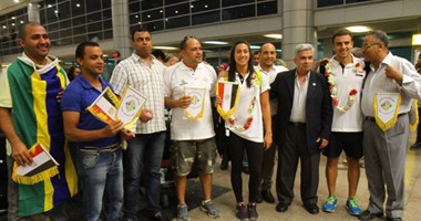 أبطال السباحة يطلبون مقابلة رئيس الجمهورية لإهدائه الإنجازات