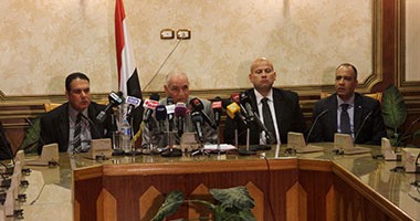 "إدارة أموال الإخوان"تتسلم أصول ممتلكات الجماعة الارهابية  ب60 مليار جنيه مابين شركات وأراضى وشقق وفيلات ..واللجنة تبحث تعويض أسر الشهداء والمصابين وتتحفظ على 12شركة لقيادات الصف الثالث أخفوها بأسماء أخرين 
