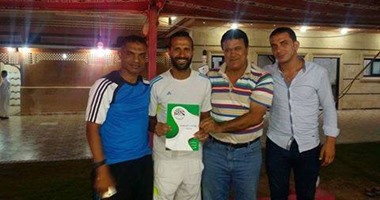 الرجاء يتعاقد مع مدافع المنيا