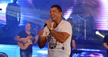 كواليس حفلات الصيف.. عمرو دياب الأعلى حضورا و NAYERوKELLY ROLAND مفاجأة