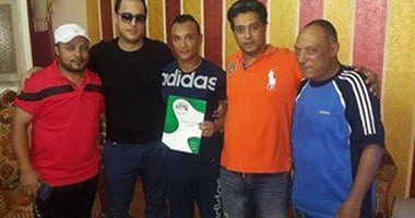بالصور.. صيد المحلة يتعاقد مع لاعب وسط بلدية المحلة