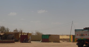 لجنة هندسية تعاين مخالفات سرقة التيار الكهربائى وتضبط 20 حالة بأسوان
