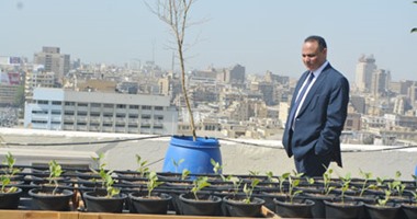 بالصور.. "طماطم وباذنجان وملوخية" أعلى وزارتى التعليم العالى والبحث العلمى.. التجربة بداية لمشروع زراعة الخضروات والفاكهة واستزراع الأسماك أعلى مؤسسات الدولة.. ومحمود صقر: سنزرع خس وكرنب فى الشتاء