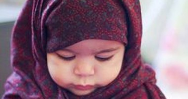 5 آثار نفسية متوقعة لبنتك إذا أجبرتيها على ارتداء الحجاب.. أهمها "هتتعقد"