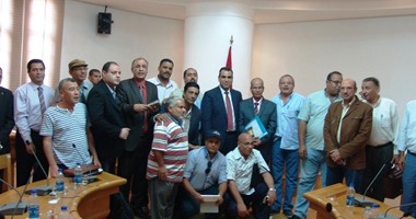 النبوى يوجه بتفعيل دور نوادى الأدب بالمحافظات والنظر فى المخصصات المالية