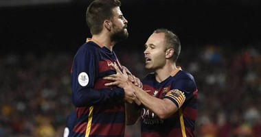 بالفيديو.. بيكيه يتقدم لبرشلونة أمام إشبيلية فى الليجا