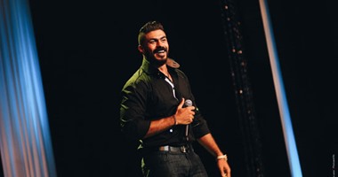 بالصور.. خالد سليم يغنى ويطرب جمهوره فى أقوى حفلات الأوبرا