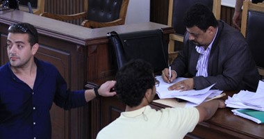 فى جلسة النطق بالحكم على المتهمين بـ"خلية الماريوت".. حضور سفيرى هولندا وبريطانيا ووفد الاتحاد الأوروبى.. تغيب رئيس المحكمة وانعقاد الجلسة برئاسة العضو اليمين للدائرة.. والتأجيل لـ29 أغسطس الجارى