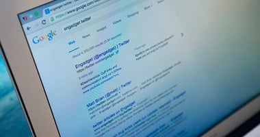 "جوجل" تعلن اضافة تغريدات "تويتر"لمحرك البحث 