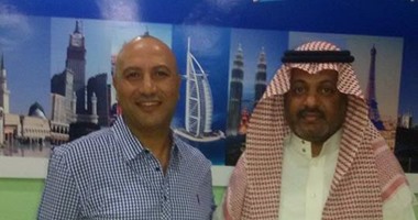 البلوى يشعل حماس لاعبى الوطنى قبل موقعة تبوك