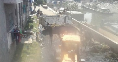 بالصور.. تطهير نفق ترعة النوبارية ورفع المخلفات غرب الإسكندرية