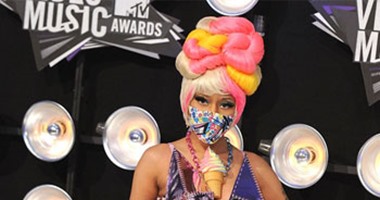 أسوأ 6 إطلالات بحفل MTV Video Music Awards عبر السنين.. نيكى ميناج تختار أسوأ الأزياء للظهور بها.. كاتى بيرى ترتدى الكيمونو.. مايلى سايروس باختيار غير موفق.. وريتا أورا الأسوأ بفستان من الريش