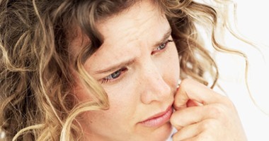 عادل هيبة يكتب: النافذة الرمادية