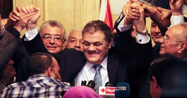 السيد البدوى: الهيئة العليا جددت الثقة فى رئيس الوفد وسكرتيره العام