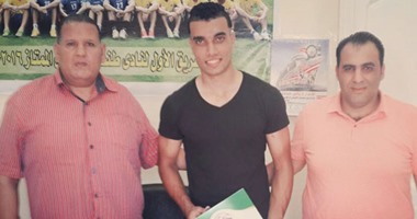 حارس الأهلي يوقع لطنطا موسمين وأهلاوى آخر ينتقل للمصرى